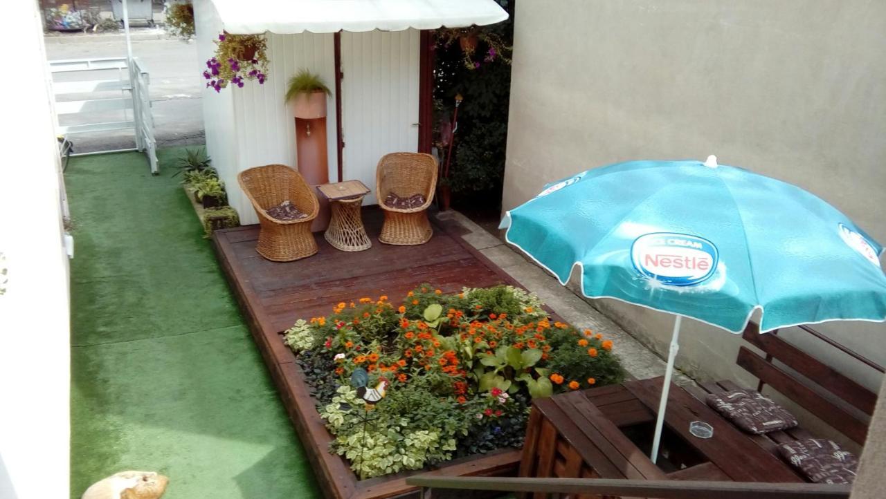 Kuca Popovic Apartments Ni Dış mekan fotoğraf